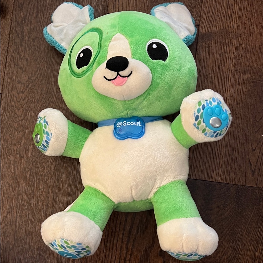 Scout Leap Frog Toy - Green and White